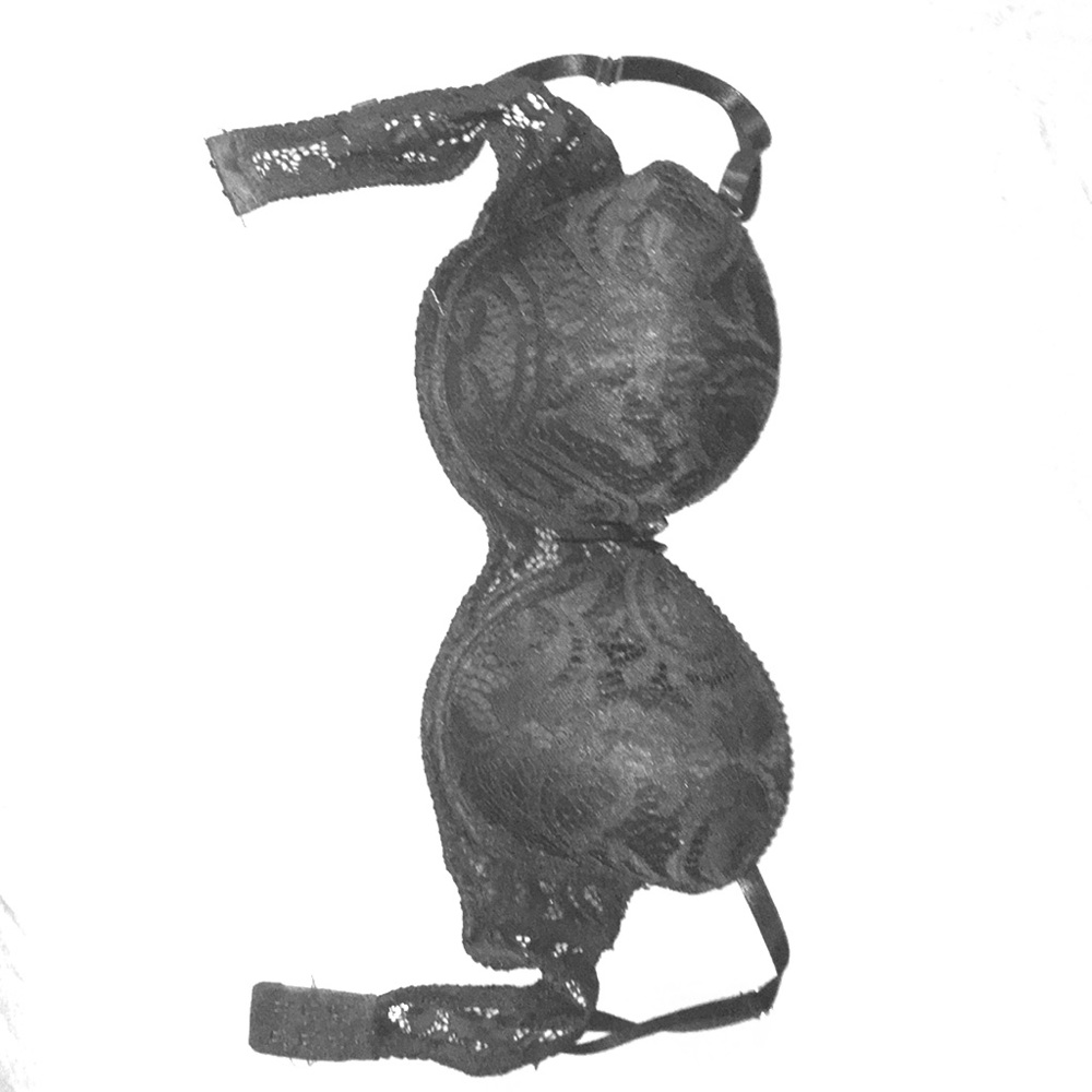 Black laced bra